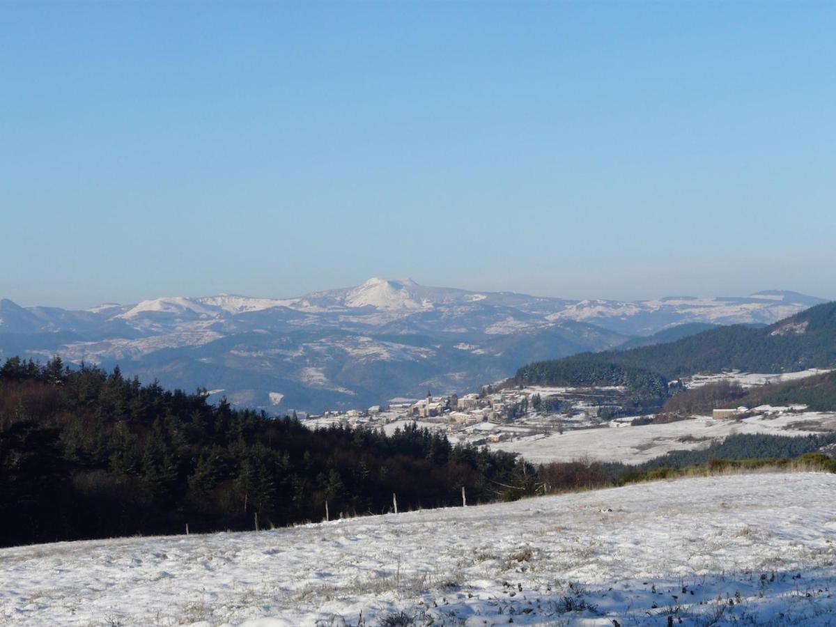 Les Cabanes De Labrousse Saint-Julien-Labrousse エクステリア 写真